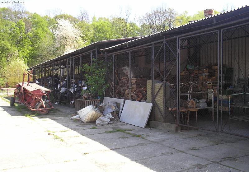 Foto: Školní statek-Školní zahradnictví