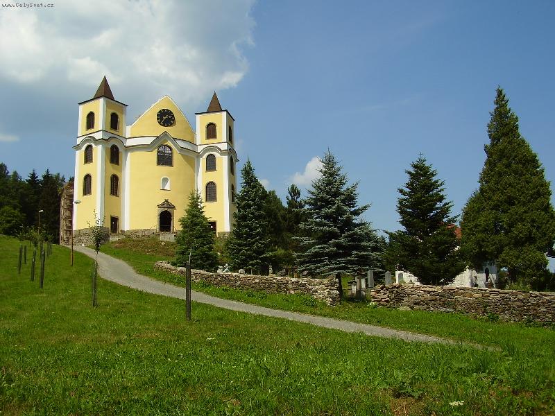 Foto: kostel v Neratově